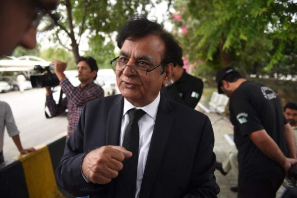 Amenazan apelación de cristiana condenada a muerte por blasfemia