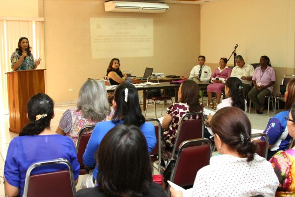 Secretarios conocen sobre 25 nuevos bachilleratos