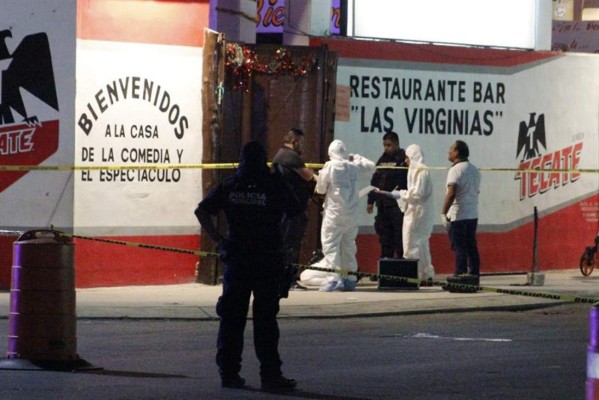 Siete muertos deja tiroteo en balneario Playa del Carmen en México