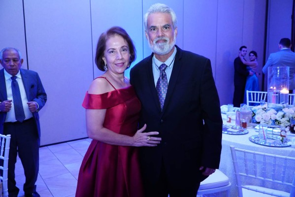 Boda de Alex Andino y Cristina Thiebaud