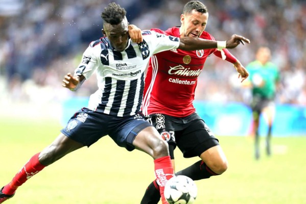 Buen debut del hondureño Alberth Elis con el Monterrey