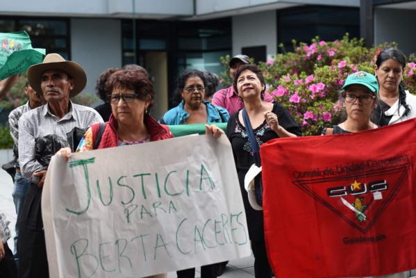 Protesta en Guatemala por asesinato de ambientalista hondureña