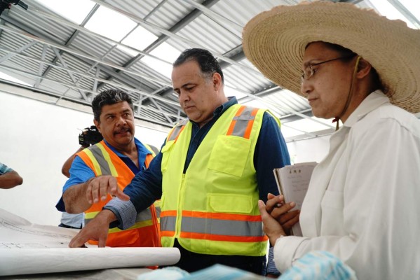 Mejoran capa asfáltica para agilizar el tráfico en la 33 calle