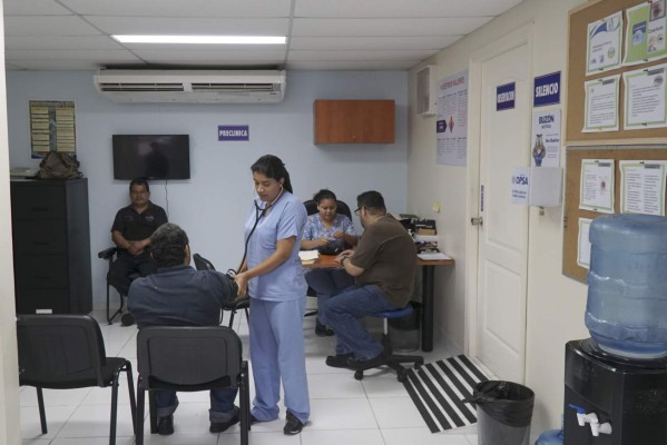 Más de 150,000 empleados atiende el Sistema Médico de Empresas del IHSS