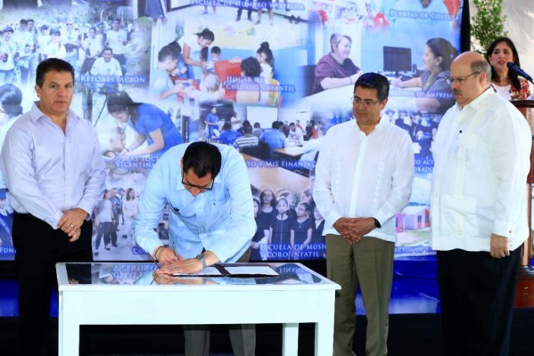 Teletón y Elcatex construirán clínica comunitaria de rehabilitación en Choloma