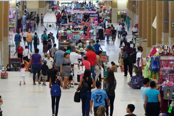 Cuatro millones de personas circulan al mes por la Central Metropolitana de Buses