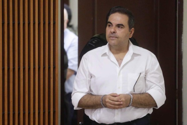 Expresidente Antonio Saca se declara inocente