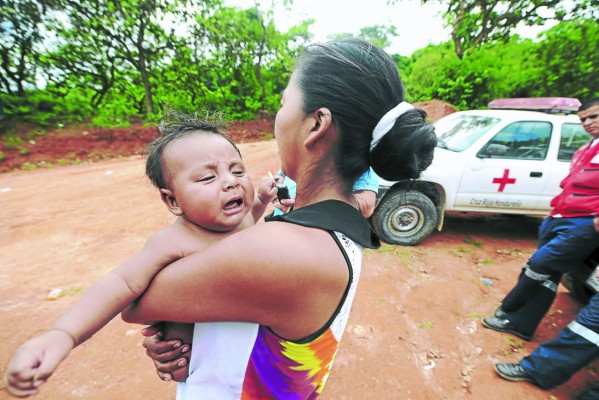 Familiares de mineros: 'Vivos o muertos queremos a nuestros parientes”