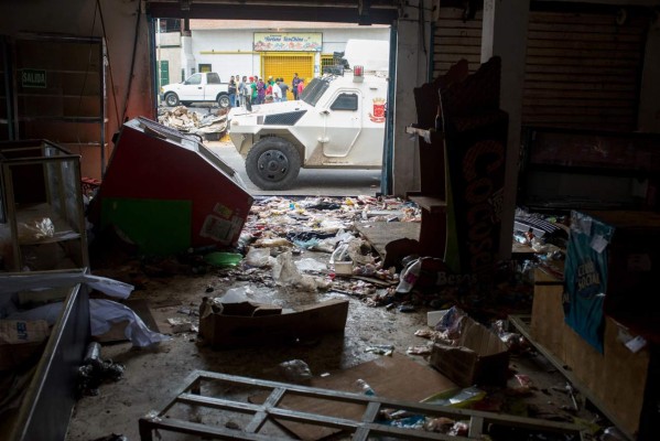 Protestas en Venezuela dejan tres muertos