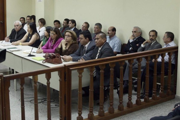 CNA calcula que L125 millones se fueron en 'empresas fantasmas”