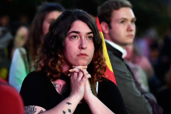 Socialistas ganan legislativas en España y la extrema derecha entra en el Parlamento