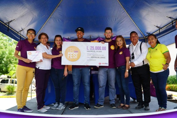 Banda del José Cecilio del Valle gana primer lugar en el Ceufest