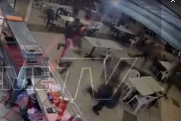 Video: Pánico en mall de Choloma por tiroteo y captura de supuestos delincuentes