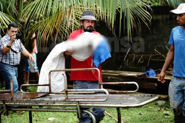 Hallan el cadáver del niño que fue arrastrado por un alud en Omoa