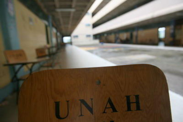 Honduras: Maestros de la Unah toman rectoría