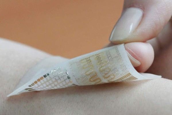 Piel 'electrónica” permitiría 'sentir” a los robots