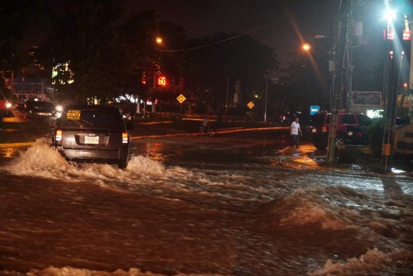 Sampedranos tendrán más aguaceros como el del lunes