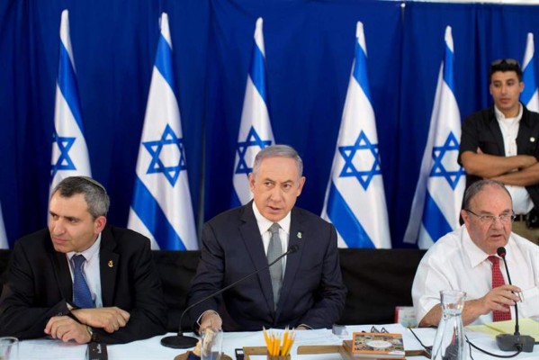 Israel anuncia medidas 'ofensivas y defensivas' tras un ataque