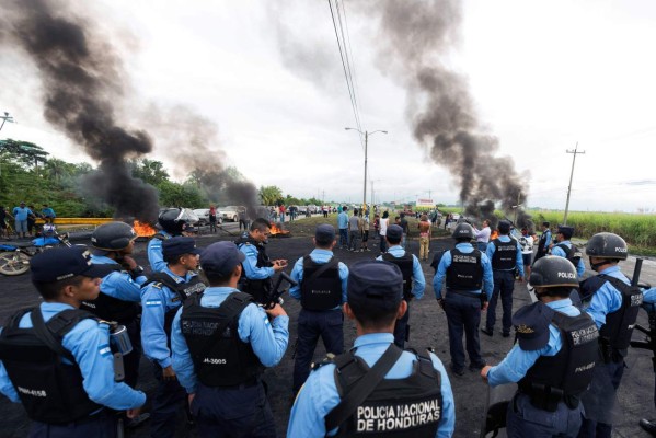 Estudiantes de derecho de Unah-VS piden fin a la represión