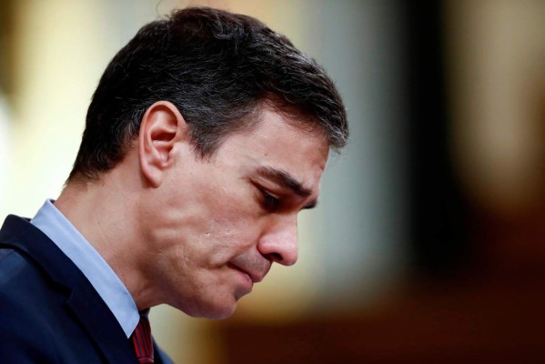 España supera los 15,000 muertos entre creciente tensión política