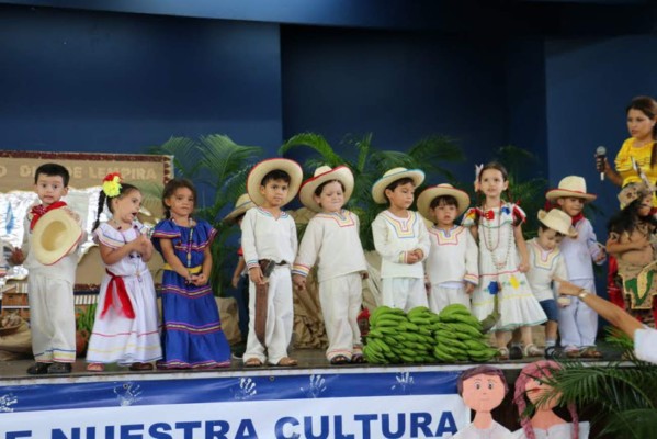 La Salle celebra semana de la hondureñidad