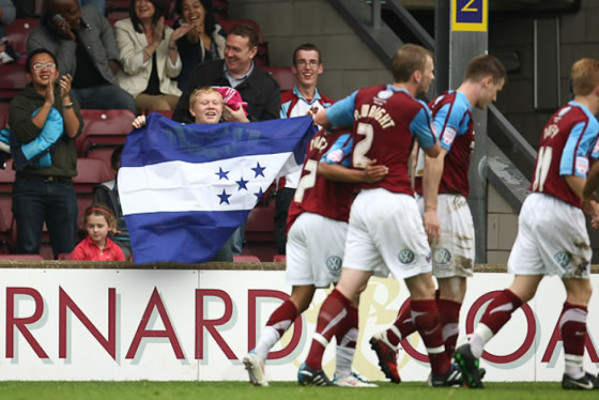 Ramón Núñez se despide con gol del Scunthorpe