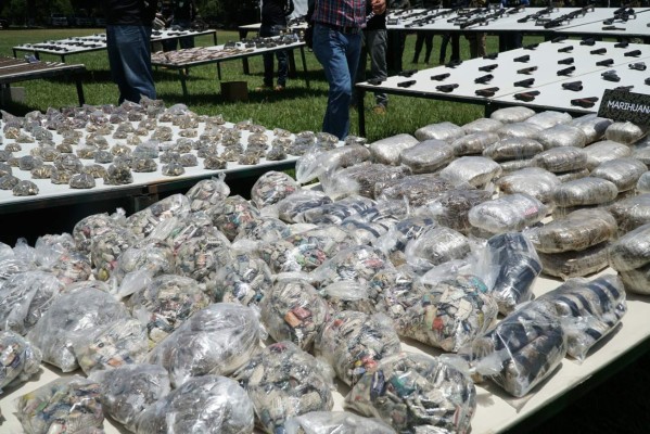 Arsenal para destruir el penal y L3.3 millones tenían pandilleros