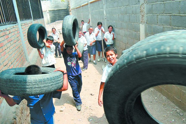Escolares inician campaña contra el chincungunya