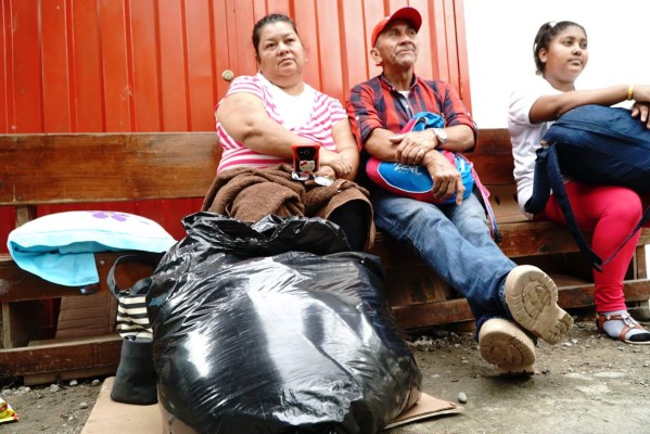 Protestas impiden que pacientes lleguen a consultas al hospital Mario Rivas