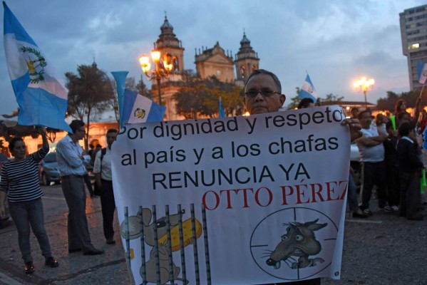 Otto Pérez enfrentará la justicia por corrupción en Guatemala