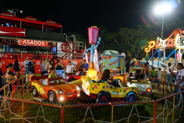 Sampedranos viven al máximo la Navidad