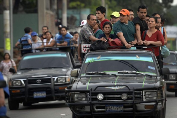 El Salvador pide 'apoyo total' para enfrentar a pandillas