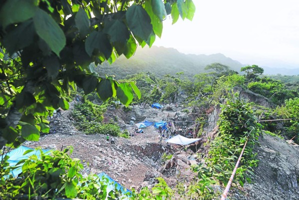 El Corpus, en vigilia y unidos por los mineros hondureños