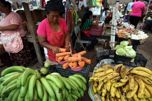 CGT denuncia que la canasta básica ahora cuesta L10,000