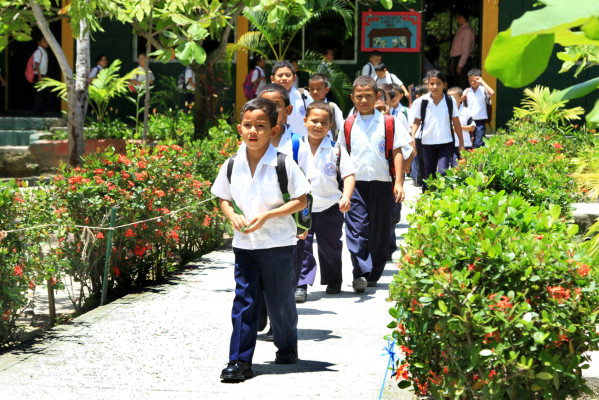 A partir de hoy inicia doble jornada en escuelas de Honduras