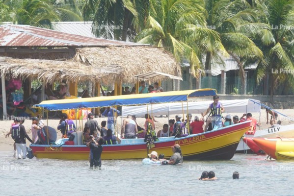 Tela comienza a recibir a miles de turistas por la Semana Santa