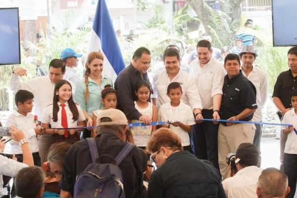 Inauguran el parque 21 para una vida mejor en Cofradía