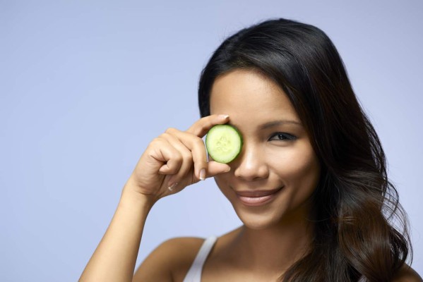 Si hay ojeras, olvida el pepino