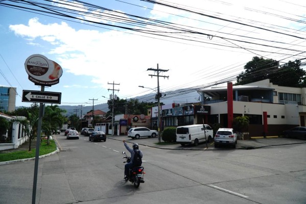 Restaurantes y centros nocturnos en crisis