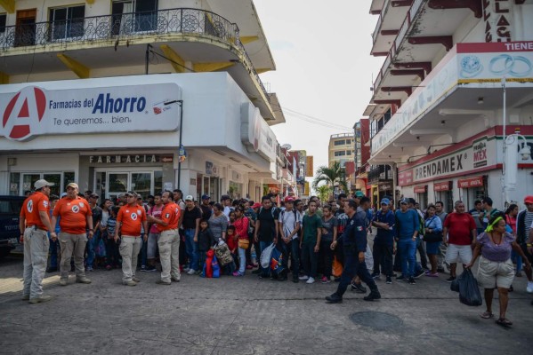 Caravana de migrantes llega a Oaxaca en su ruta hacia EEUU