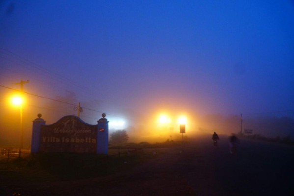 La Esperanza amaneció cubierta totalmente de neblina