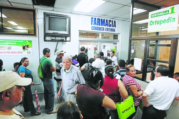 En dos meses llega lote de medicinas al IHSS