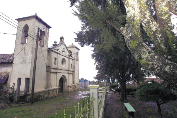 Iglesias majestuosas, coloniales y míticas