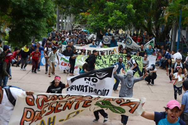 Odontología de la Unah-vs también perdería período