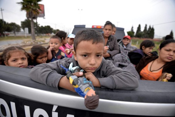 'La Bestia' viaja vacía, pero los migrantes siguen cruzando indefensos México
