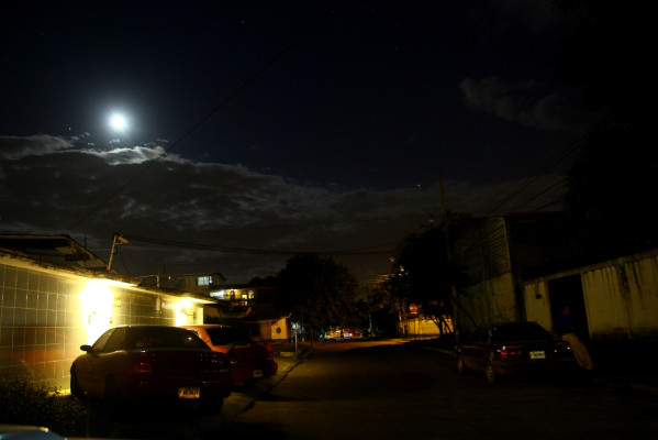 En tinieblas el segundo anillo