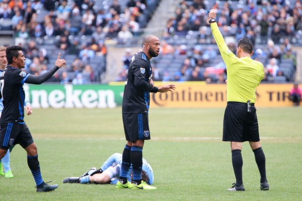 'Si Honduras lo necesita a uno hay que ponerse la camisa'