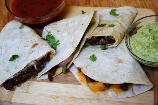 Cómo preparar quesadillas con carne de res