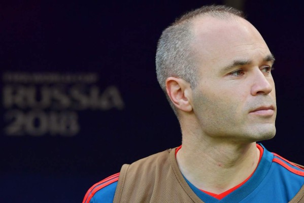 Iniesta: 'Se tendría que explicar qué es el Balón de Oro'
