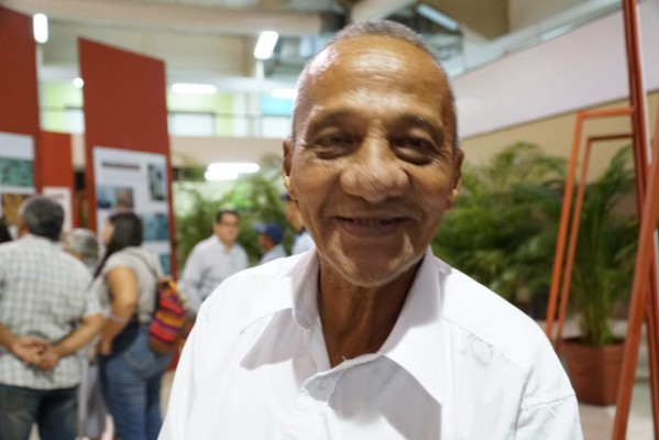 Fervor por réplica de la Sábana Santa